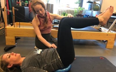 Pilates Tip: Supine Toe Taps