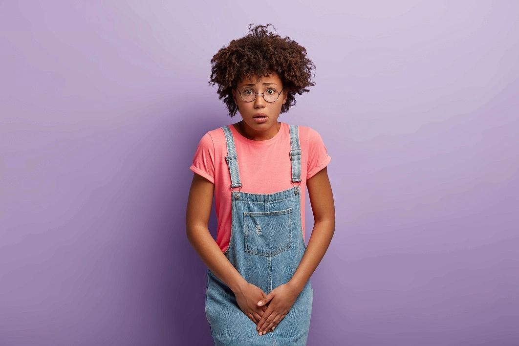 dissatisfied-girl-keeps-hands-cr (1) dissatisfied-girl-keeps-hands-cr